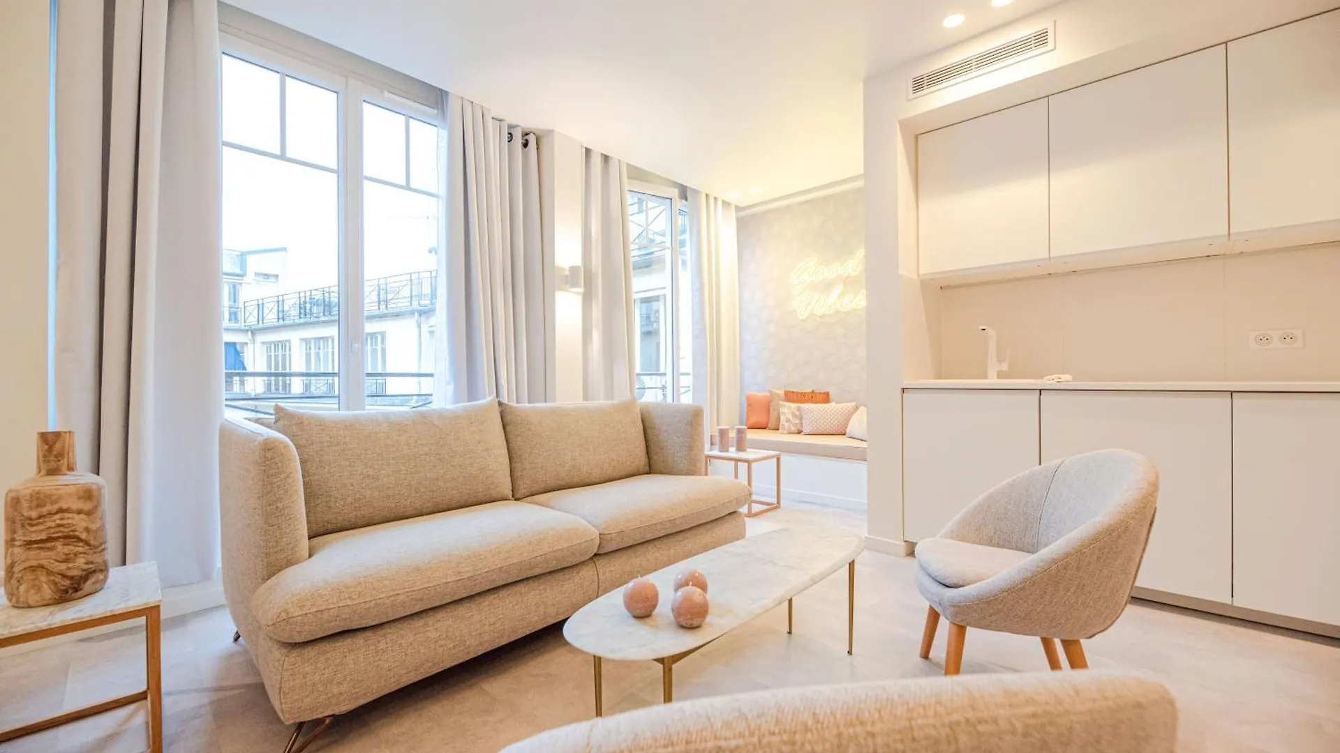 Amazing Flat - Champs Elysees Paříž